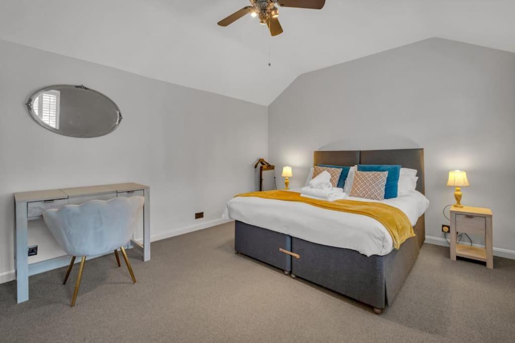 Two Bedroom Private Cottage With Private Parking Just By The Sea Herne Bay Bagian luar foto